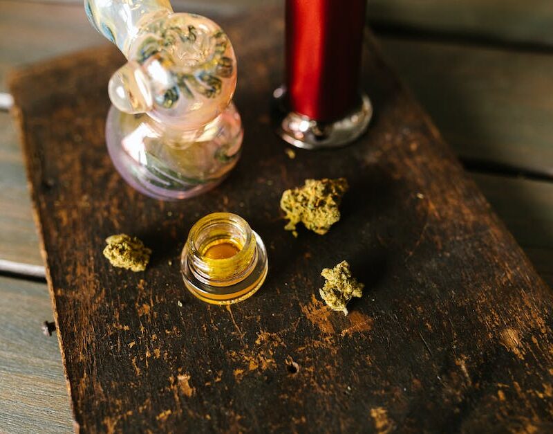 a-beginners-guide-to-dabbing-everything-you-need-to-knownbsp_featured_photo