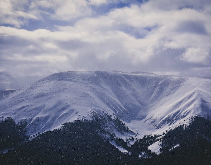 high-times-at-high-altitude-cannabis-friendly-ski-resorts-in-california_featured_photo