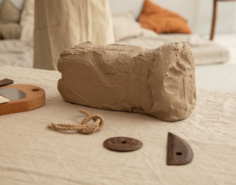 puff-pass-and-pottery-californias-ceramic-classes-for-cannabis-lovers_featured_photo