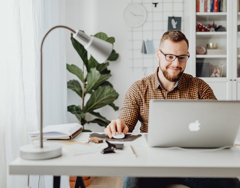 puff-pass-and-program-exploring-the-connection-between-cannabis-and-coding-success_featured_photo