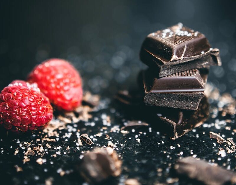 satisfying-your-sweet-tooth-marijuana-edibles-and-how-to-make-them-at-home_featured_photo