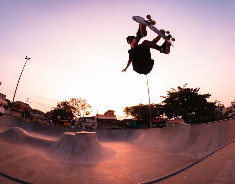 skateboarding-and-cannabis-a-thrilling-combo-according-to-pros-and-amateurs_featured_photo
