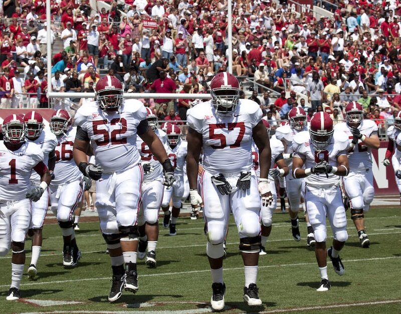 tackling-tension-how-cannabis-helps-fans-manage-stress-during-nail-biting-football-matches_featured_photo