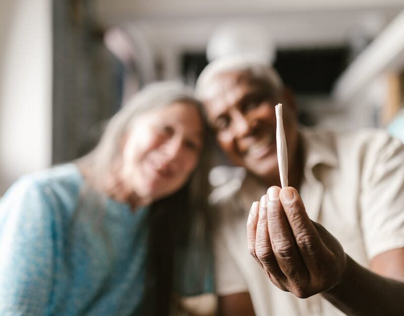 the-best-cannabis-podcasts-californias-top-picks-for-marijuana-enthusiasts_featured_photo