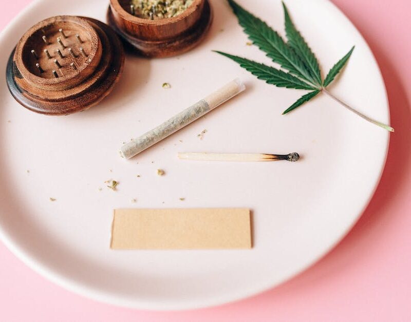 the-role-of-cannabis-in-holistic-health-and-wellness_featured_photo